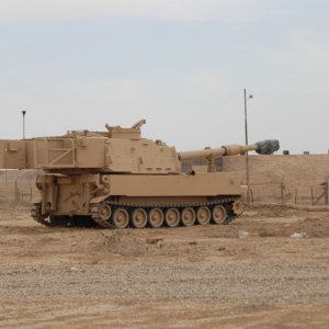 M109A6 at Kirkuk FOB Warrior