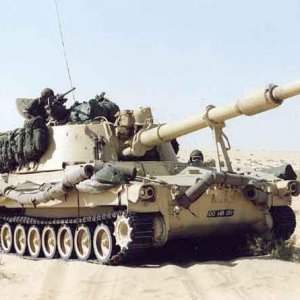 M109a2 155mm Howitzer