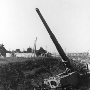 280mm Kanone 5 (E) Railway Guns Shell The Beach Head