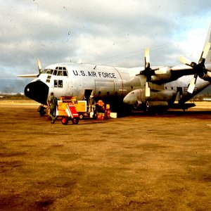 DaNang 1966 Mar Viet Nam C-130