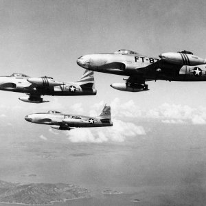 USAF Lockheed F-80C Shooting Stars of the 8th Fighter Bomber Wing with 2x 500lb bomb