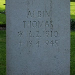 Thomas,Albin