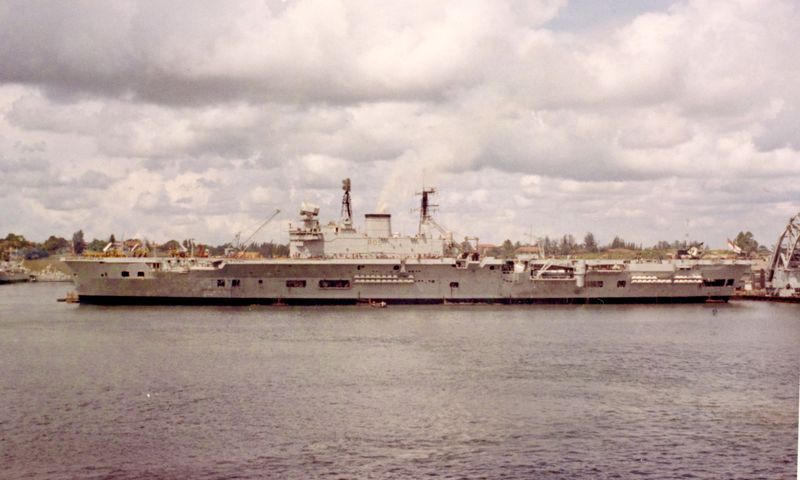 HMS Eagle (RO5) 1965