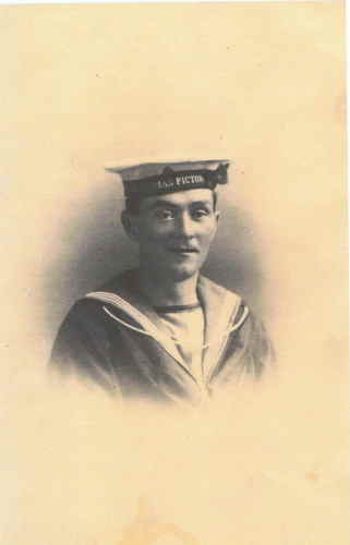 Sailor from HMS Sir Thomas Picton