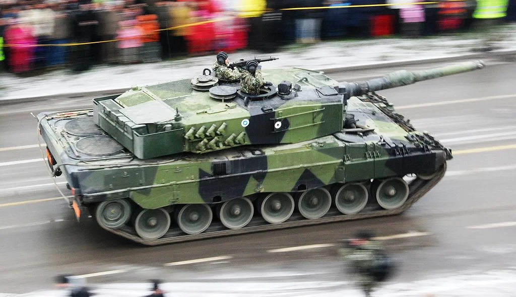 1024px-Finnish_Leopard_2.webp