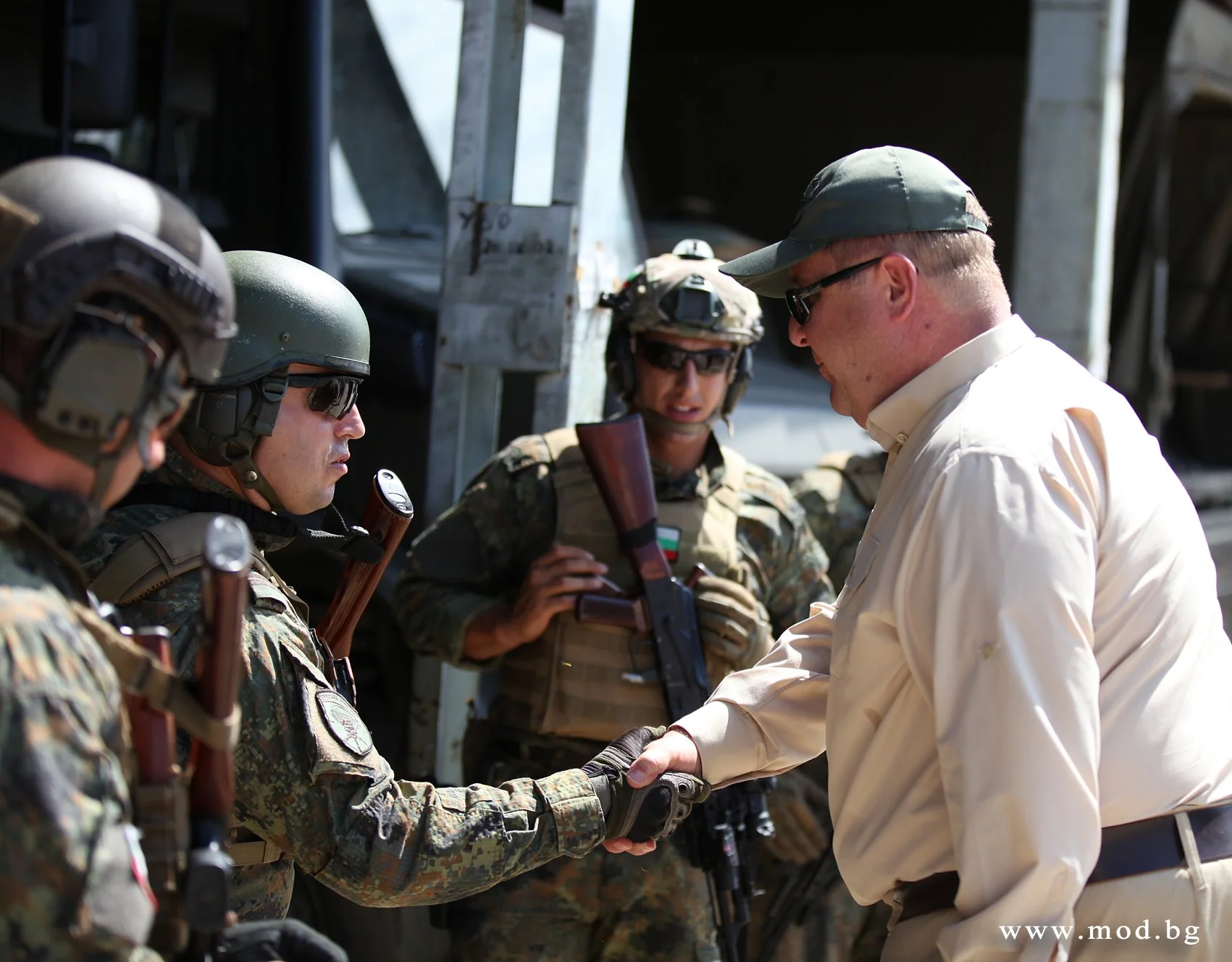1945_2.webp