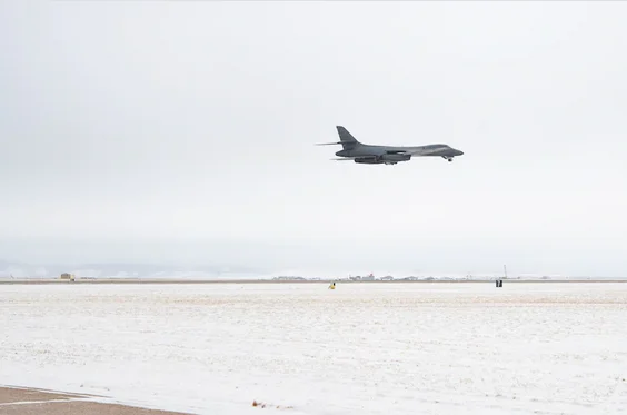 1B lancer1.webp
