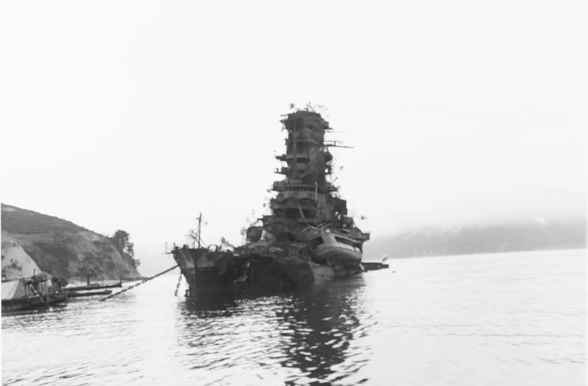 %28Japan%29%2C_on_8_October_1945_%2880-G-351726%29.webp
