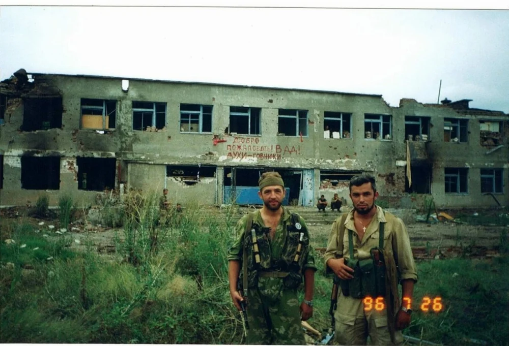 7Ae9RUc.webp