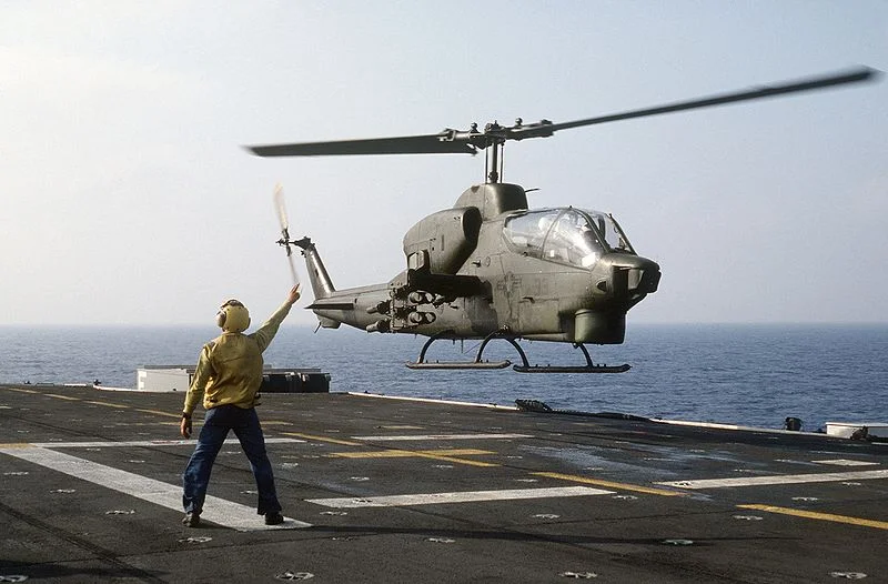 800px-AH-1J-1.webp
