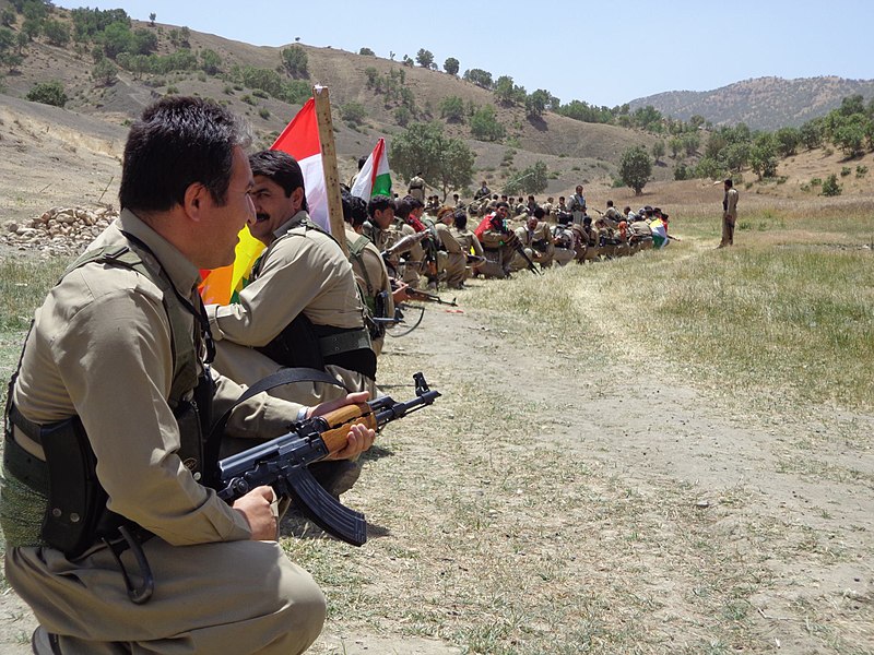800px-Kurdish_PAK_Peshmerga_(11494218023).jpg