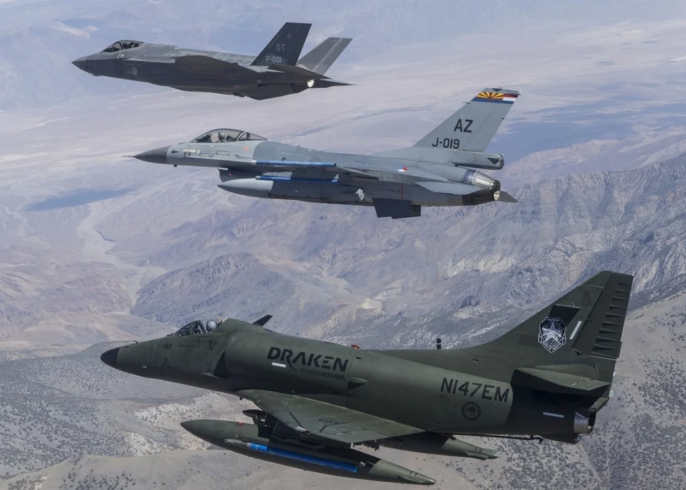 A-4-DRAKEN-A1.webp