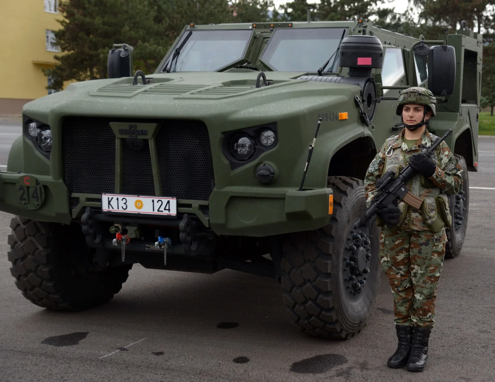 A_JLTV_of_the_Army_of_the_Republic_of_North_Macedonia_(27_March_2023).webp