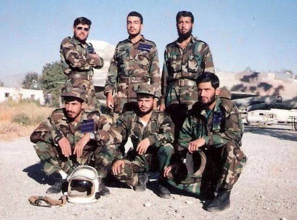 Afghan MiG-21bis & Taliban pilots (1990s).webp
