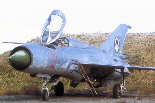 Afghan MiG-21FL (72 red) abandoned at Bagram (c2002) (2).jpg
