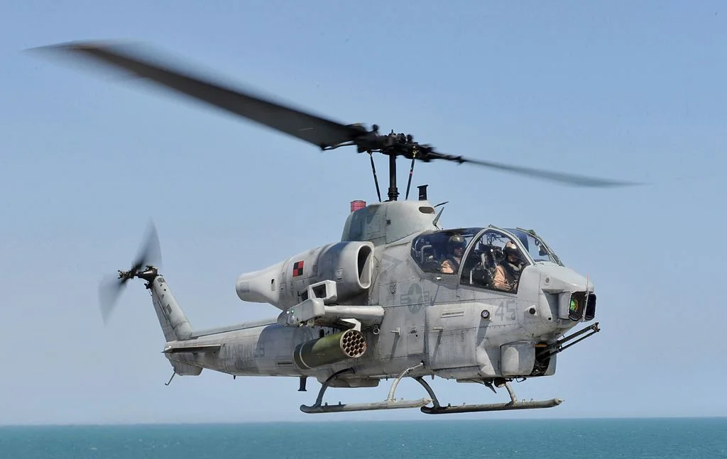 AH-1W_Super_Cobra_assigned_to_HMLA_167.webp
