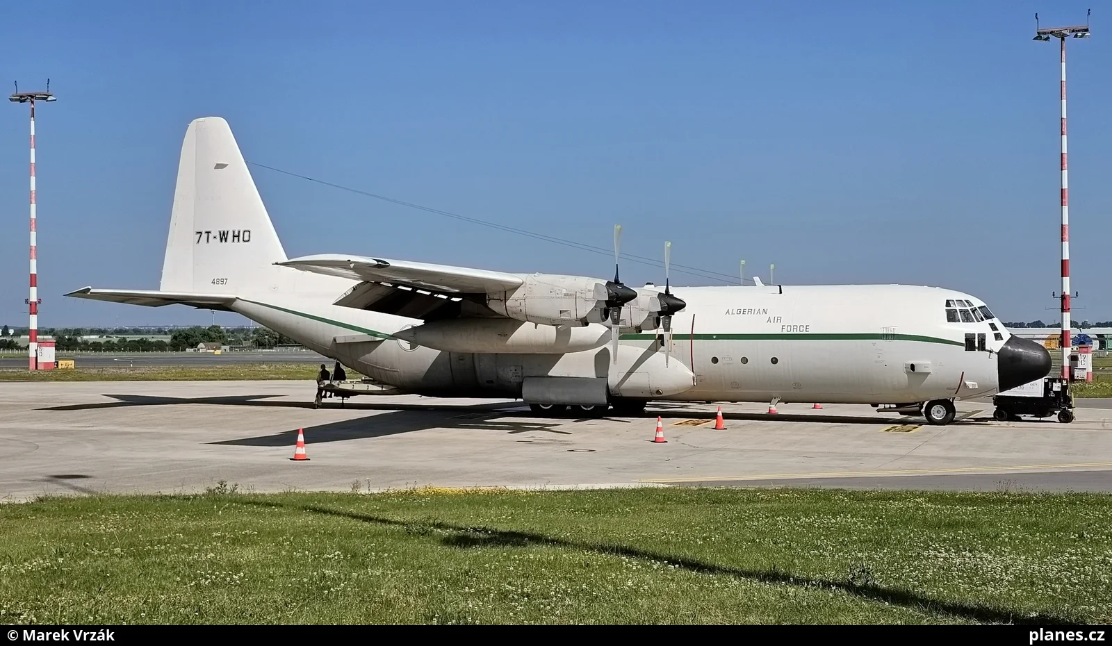 C-130H-30 LKPR 13-06-2025 (1).webp