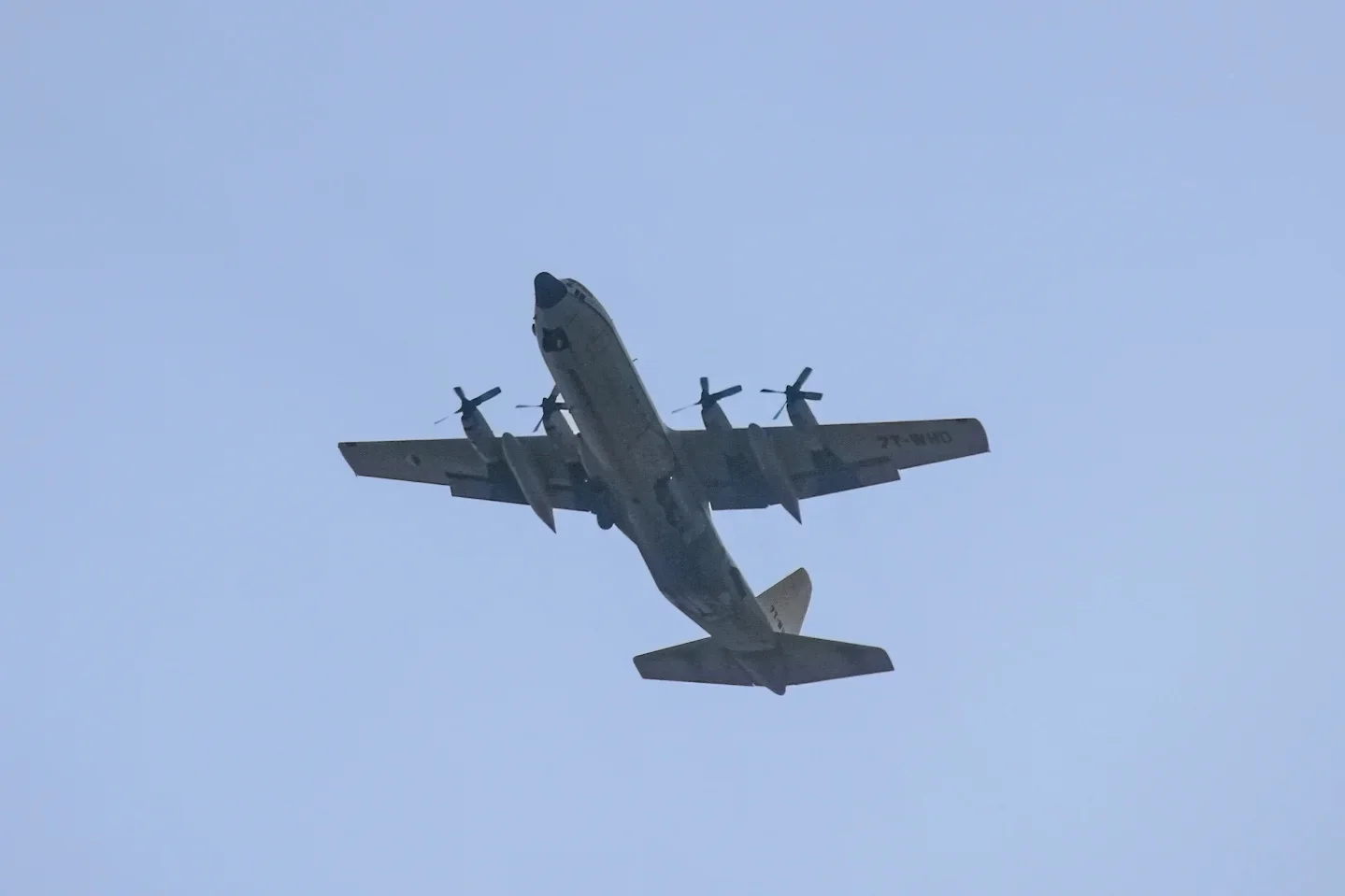 C-130H-30 LKPR 13-06-2025 (3).webp