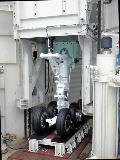 C-2_landing_gear.webp