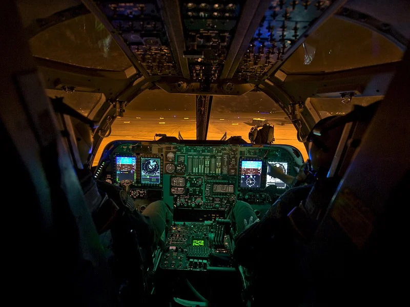 Cabina-B1-B-Lancer.webp