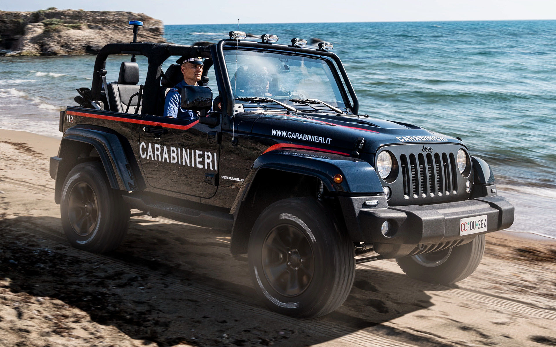 carpixel.net-2018-jeep-wrangler-carabinieri-eu-78770-wide.jpg