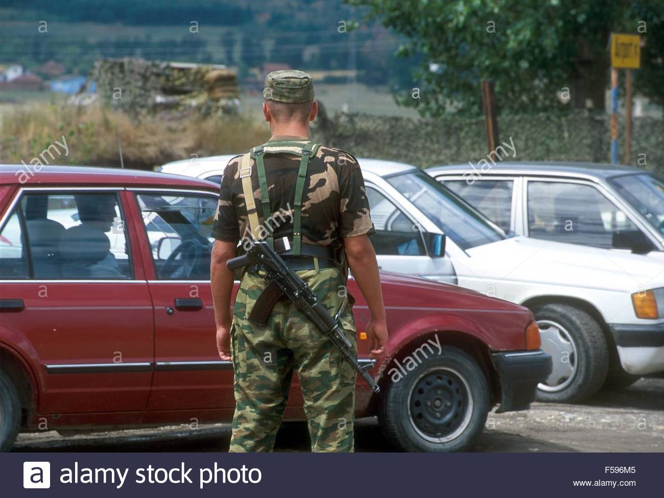 checkpoint of Russian soldiers near Pristina airport.jpg