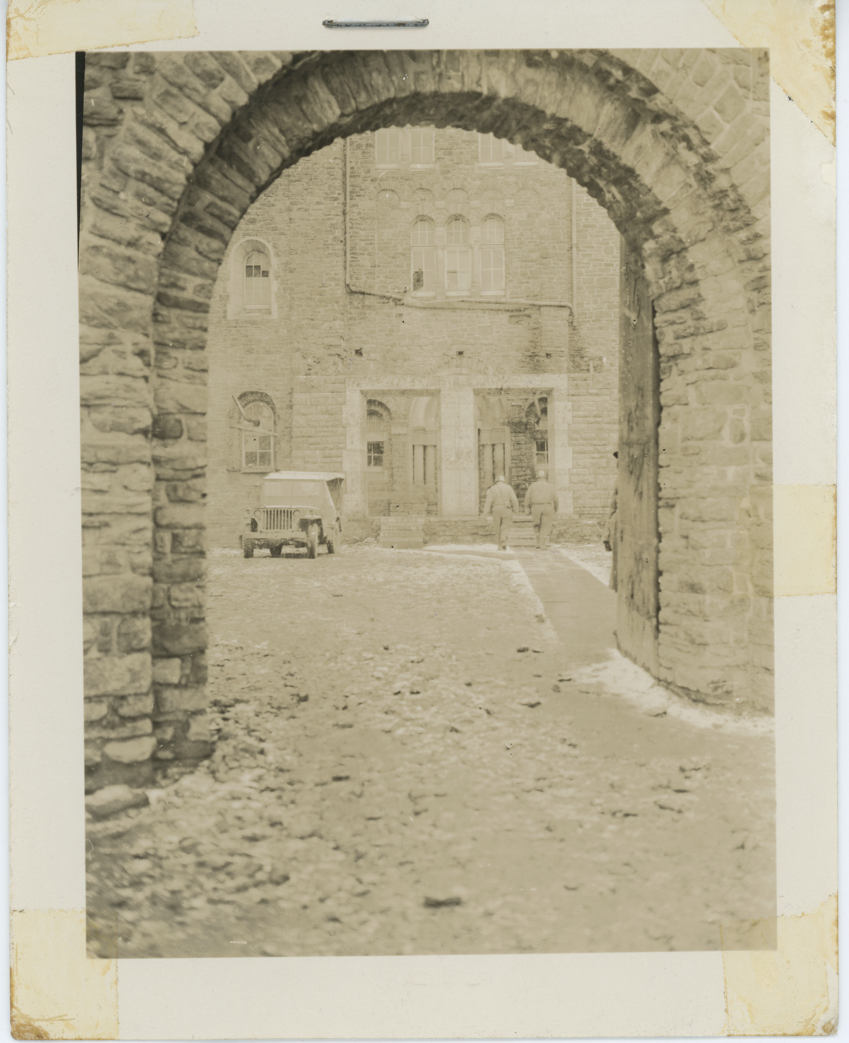 Clervaux abbey Gate.jpg