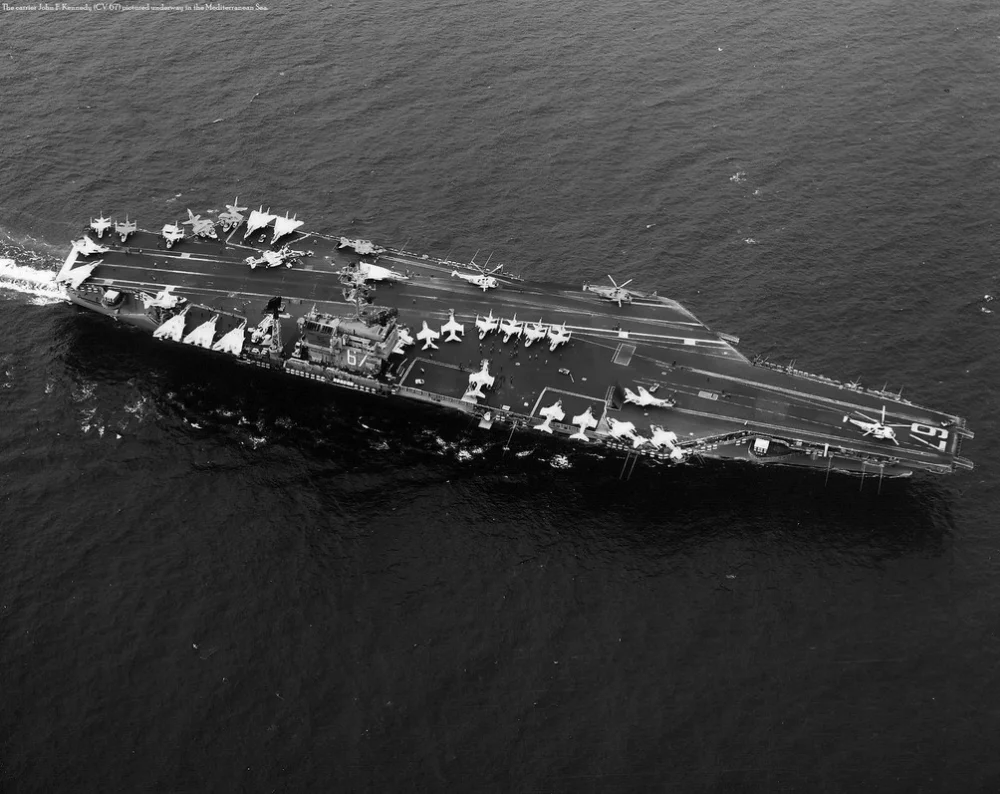 CV-67-USS-John-F-Kennedy-005.webp