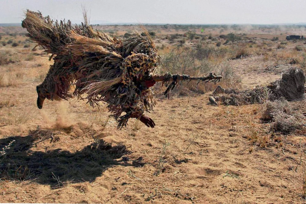 dec5-aptopix-india-army-exercise.jpg