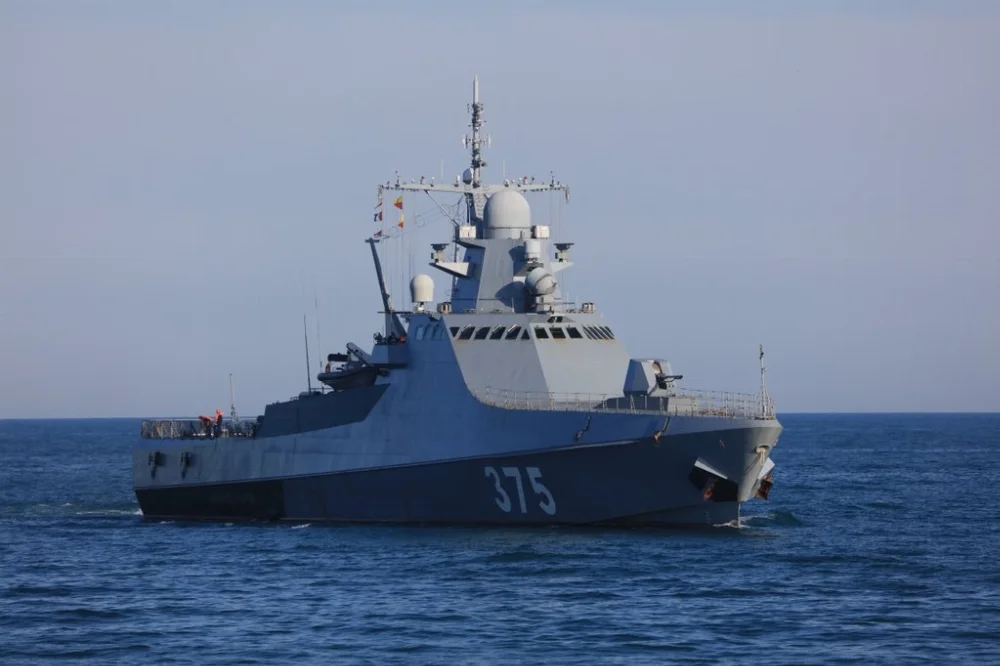 e2otoelwqaac99m-format-jpg-name-medium-jpg.webp