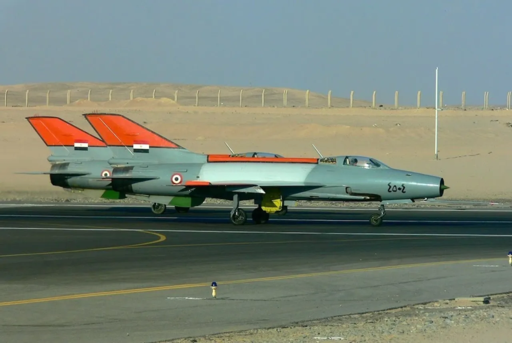 Egyptian F-7A (4504) at Hurgada (November 2008).png