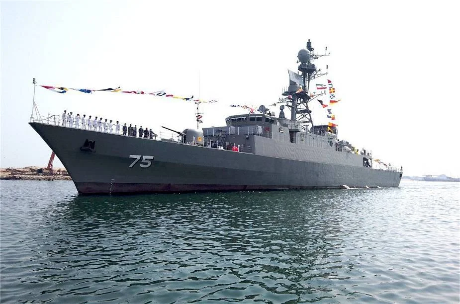 ena_officially_joined_the_iranian_navy_925_001-jpg.webp
