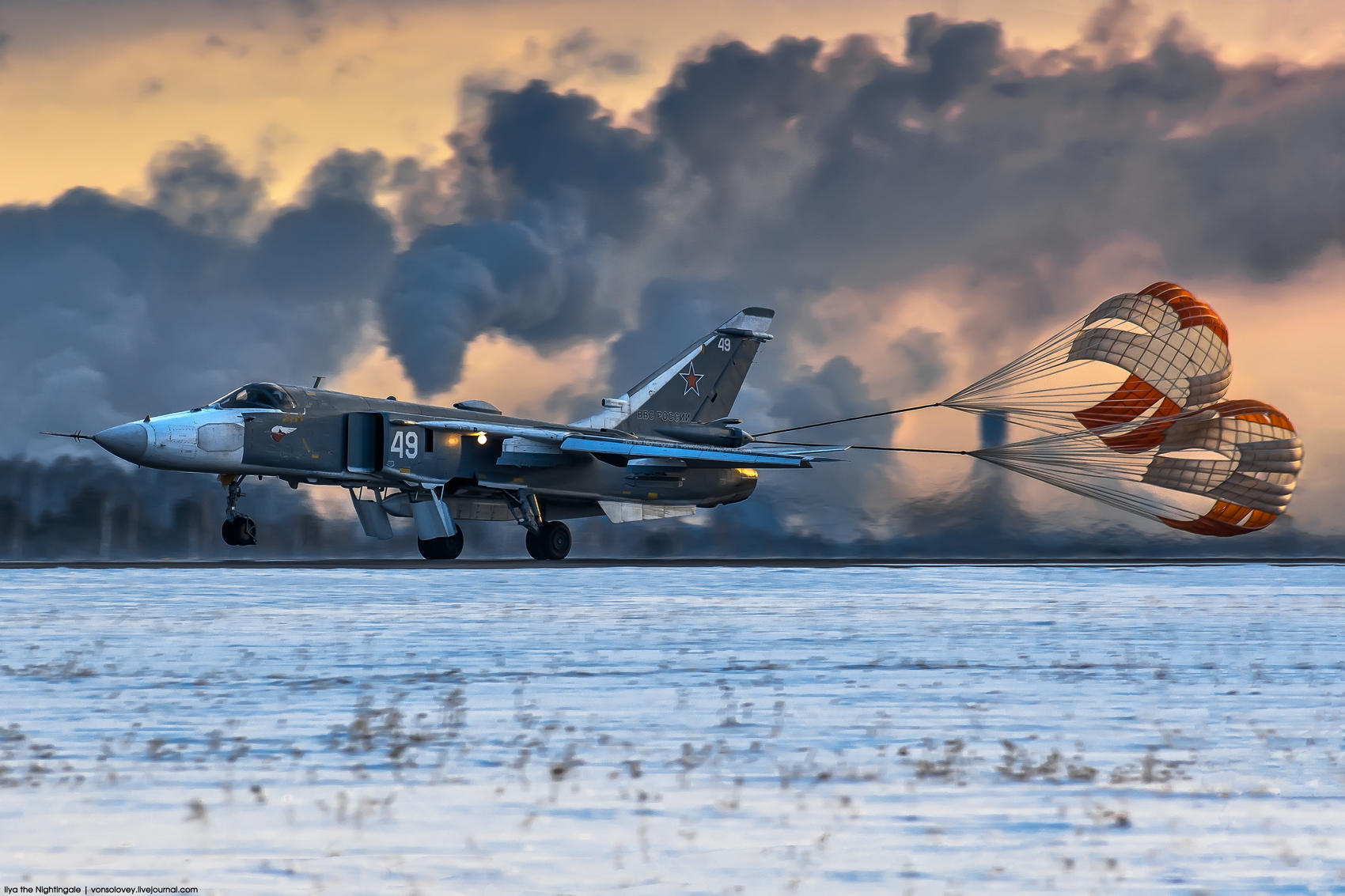 Истребитель 24. Су-24 Штурмовик. Су24 самолет. Су-24 ВВС России. Су 24 ВКС.