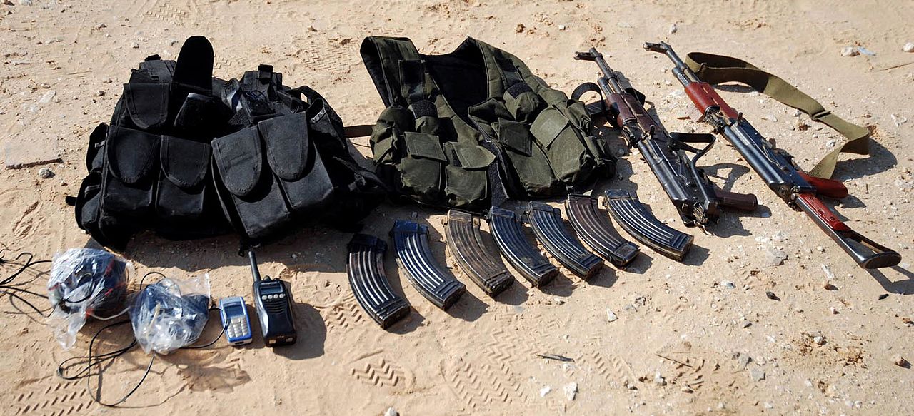 Flickr_-_Israel_Defense_Forces_-_Weaponry_Found_on_Militants_near_Gaza_Fence.jpg