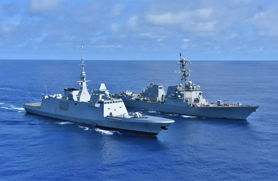 ith-french-fremm-frigate-probably-v0-21k9jpngrnid1.webp