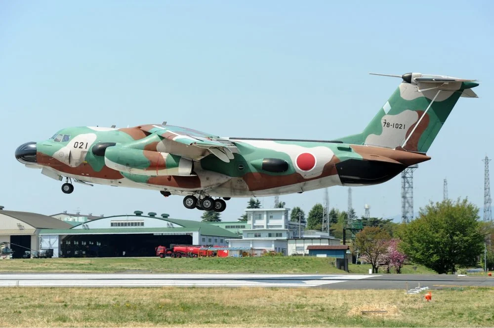 JASDF_Kawasaki_EC-1_Aoki.jpg
