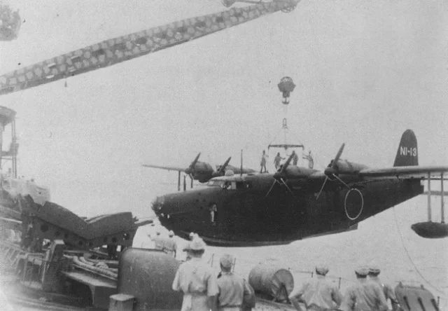 JMS_Akitsushima_and_Kawanishi_H8K1_in_1942-640x444.webp