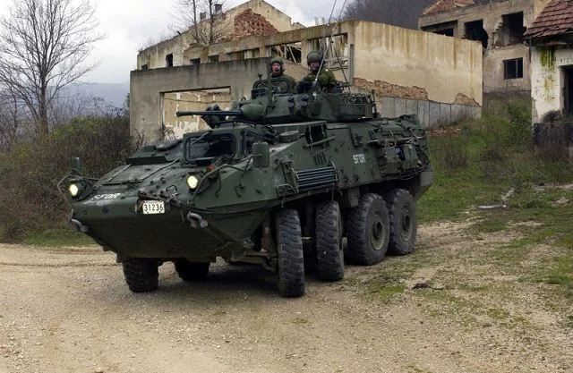 Kodiak_LAV_III_wheeled_armoured_vehicle_Canada_Canadian_army_640.webp