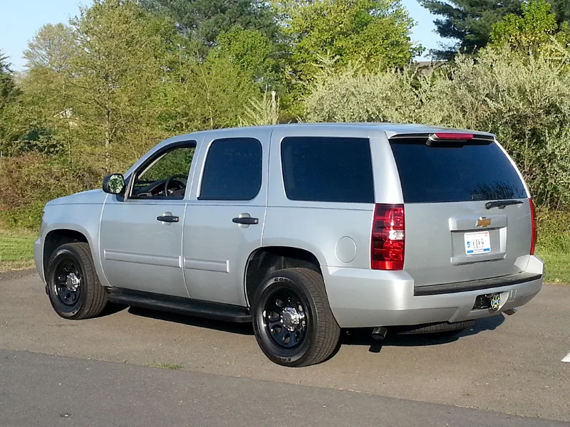 Loudoun County unmarked K9 Tahoe 2013-04-25.jpg