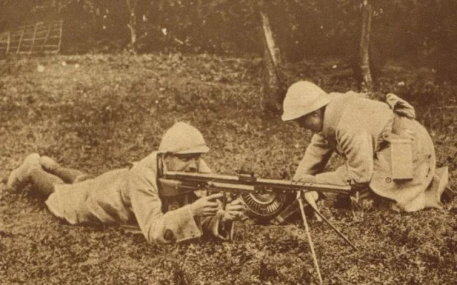 m10FrChauchat.webp