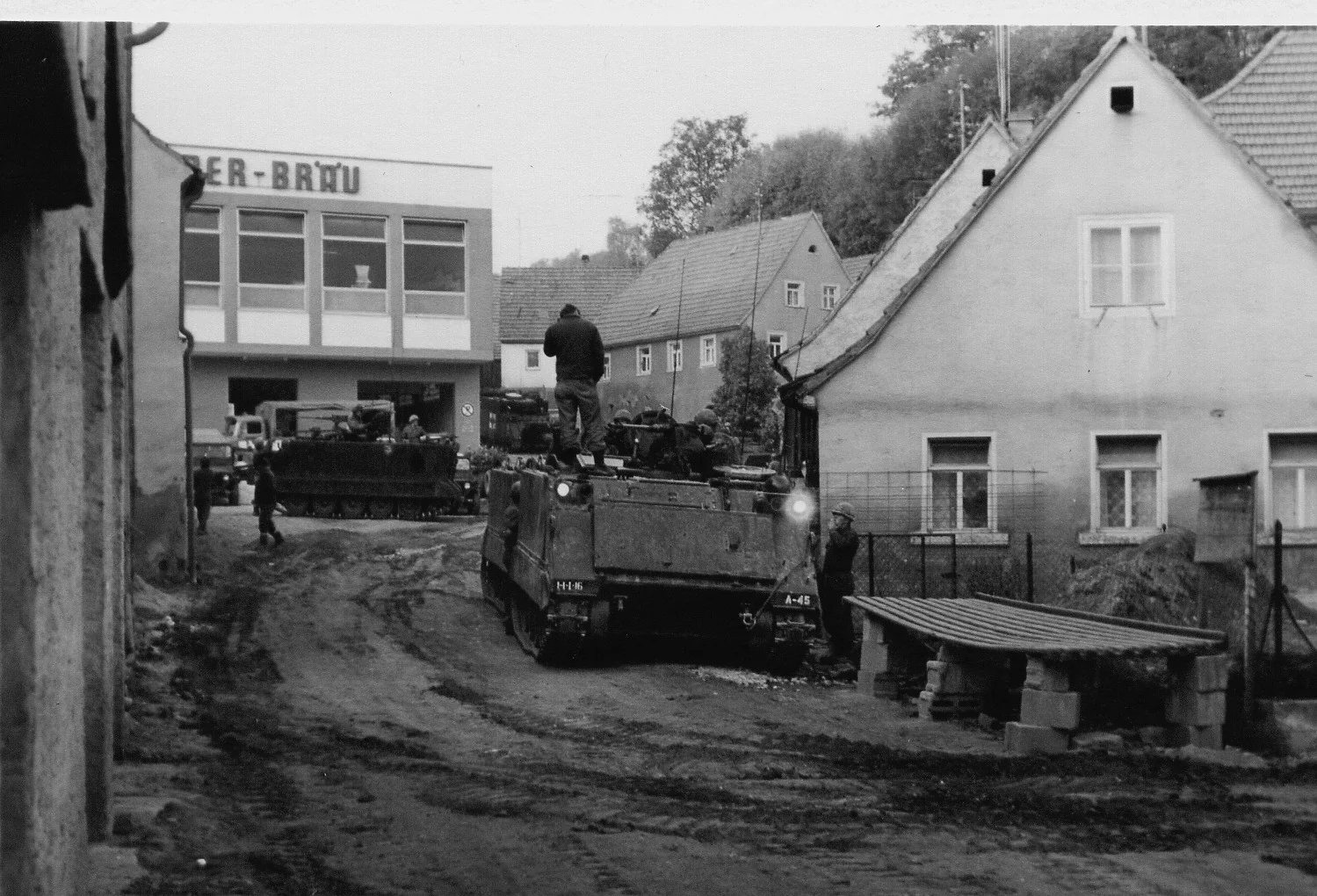 m113-in-eschenbach-manoever-1970-us-army.jpg