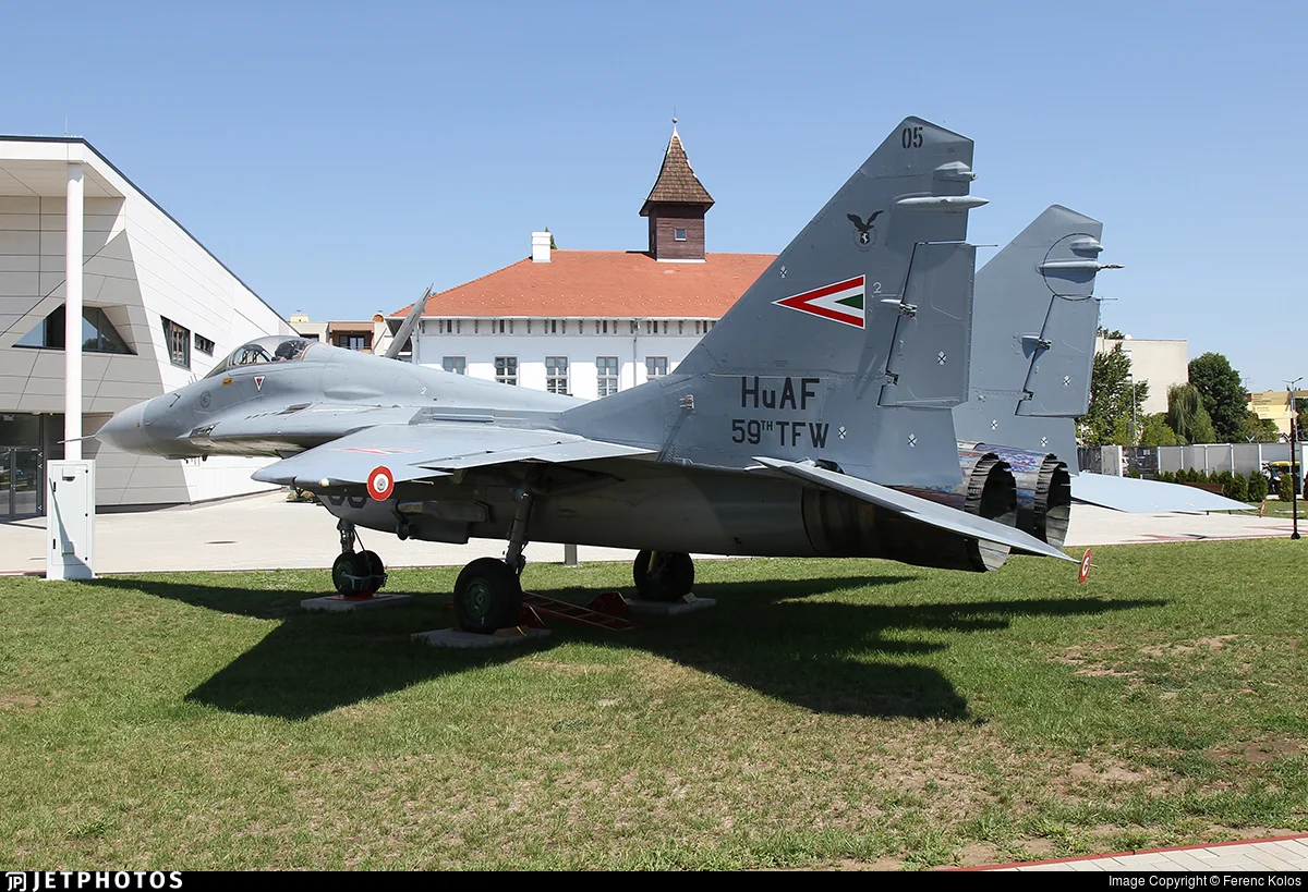 Mikoyan-Gurevich MiG-29B Fulcrum.webp