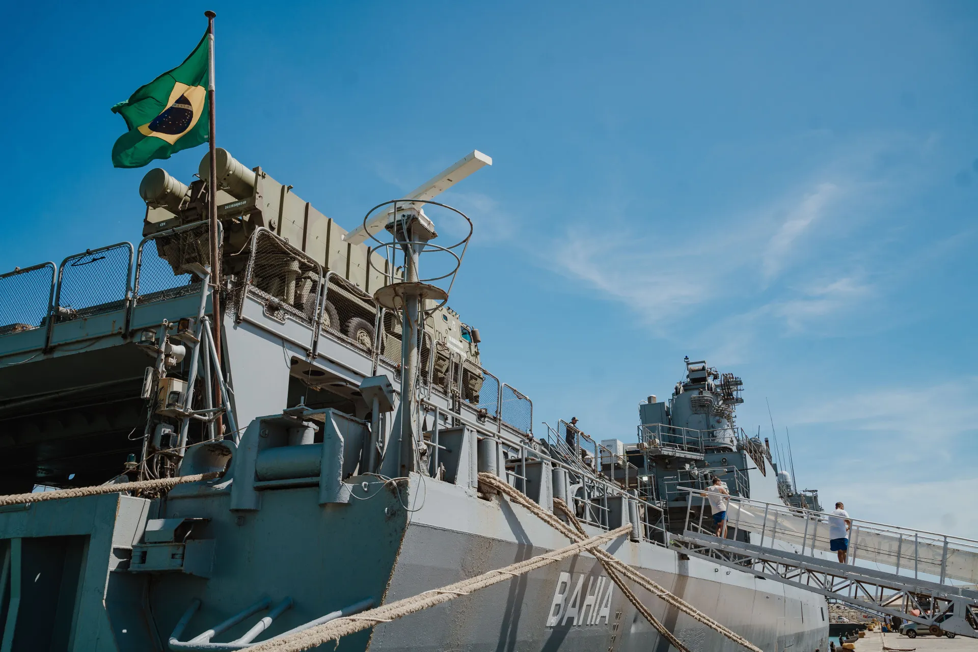 navio_marinha_ndm_bahia_003-33547329.webp