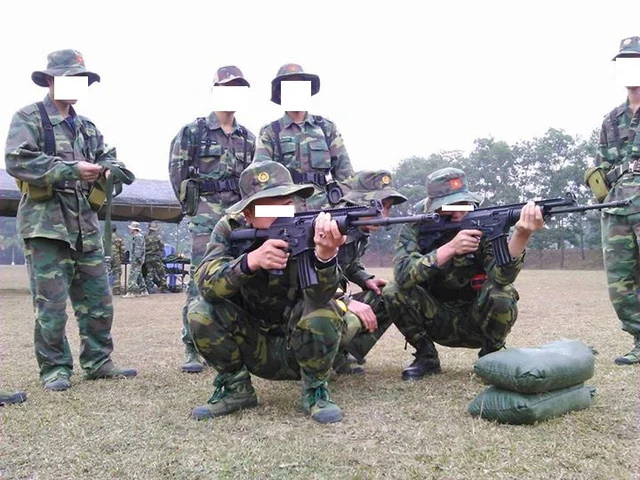 nhung-vu-khi-khung-cua-doi-tuyen-ban-sung-quan-dung-viet-nam (2).jpg