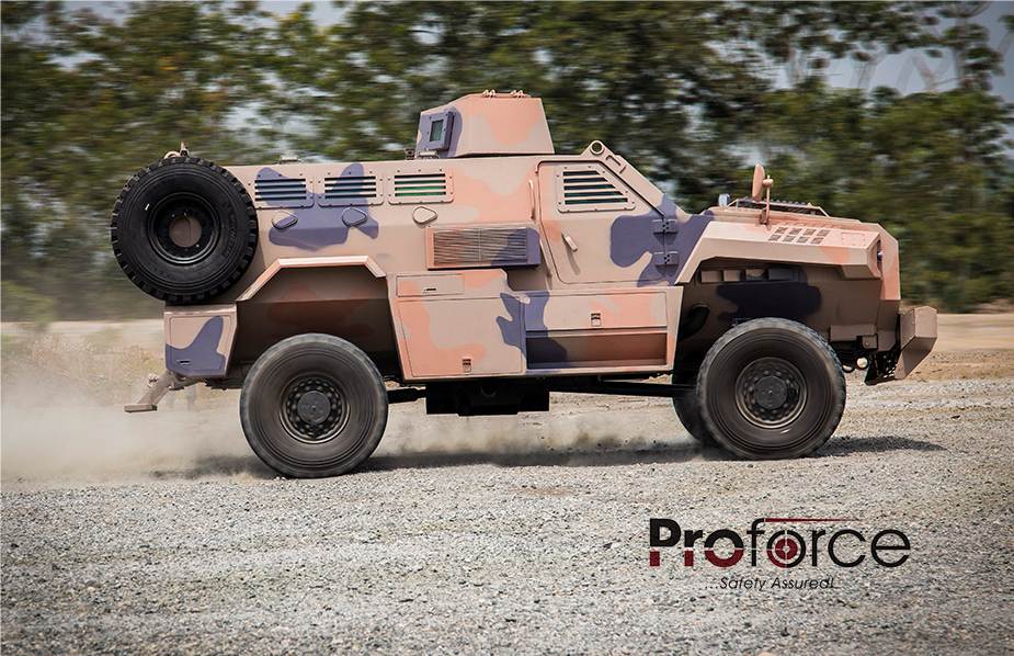 Nigeria_Chief_of_Army_Staff_has_visited_Proforce_armored_vehicles_manufacturer_925_004.jpg