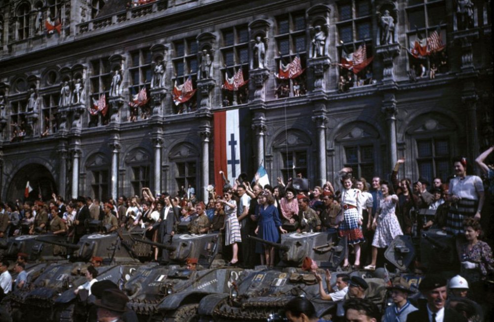 Paris 1944.jpg