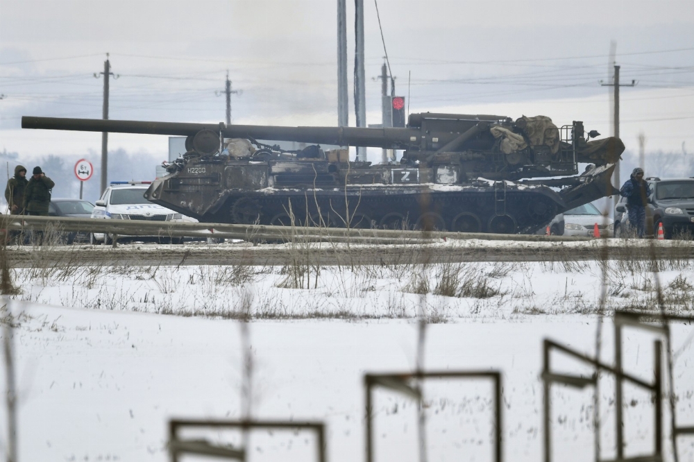 armée russe Pecas-de-artilharia-russas-a-caminho-da-ucrania-3-jpg