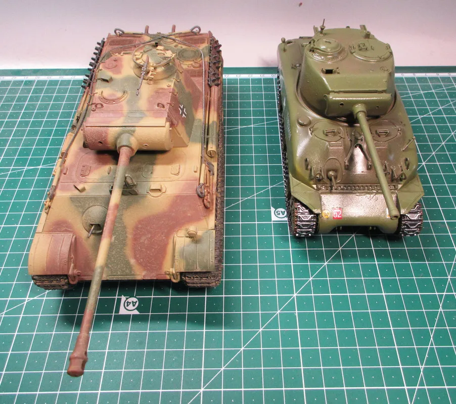 Pz-Kpfw-V-Ausf-G-11-15.webp