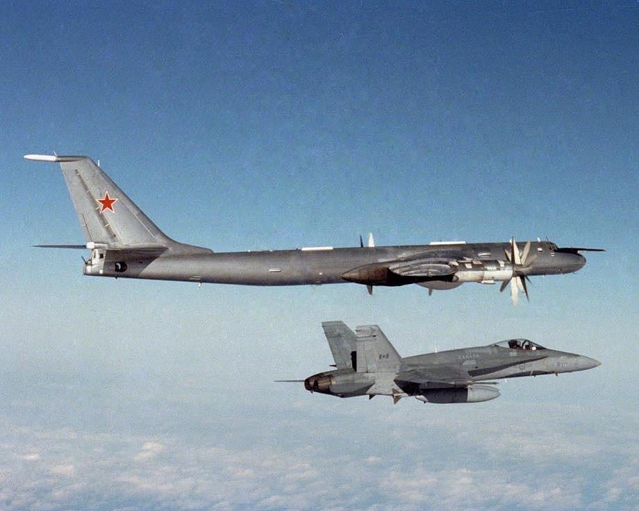 RCAF CF-18 intercept a Russian Tu-142.jpg