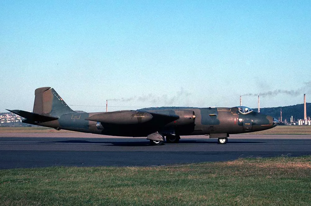Rhodesian Canberra B.2 (205) at Durban Int'l (probably 15 March 1979).webp